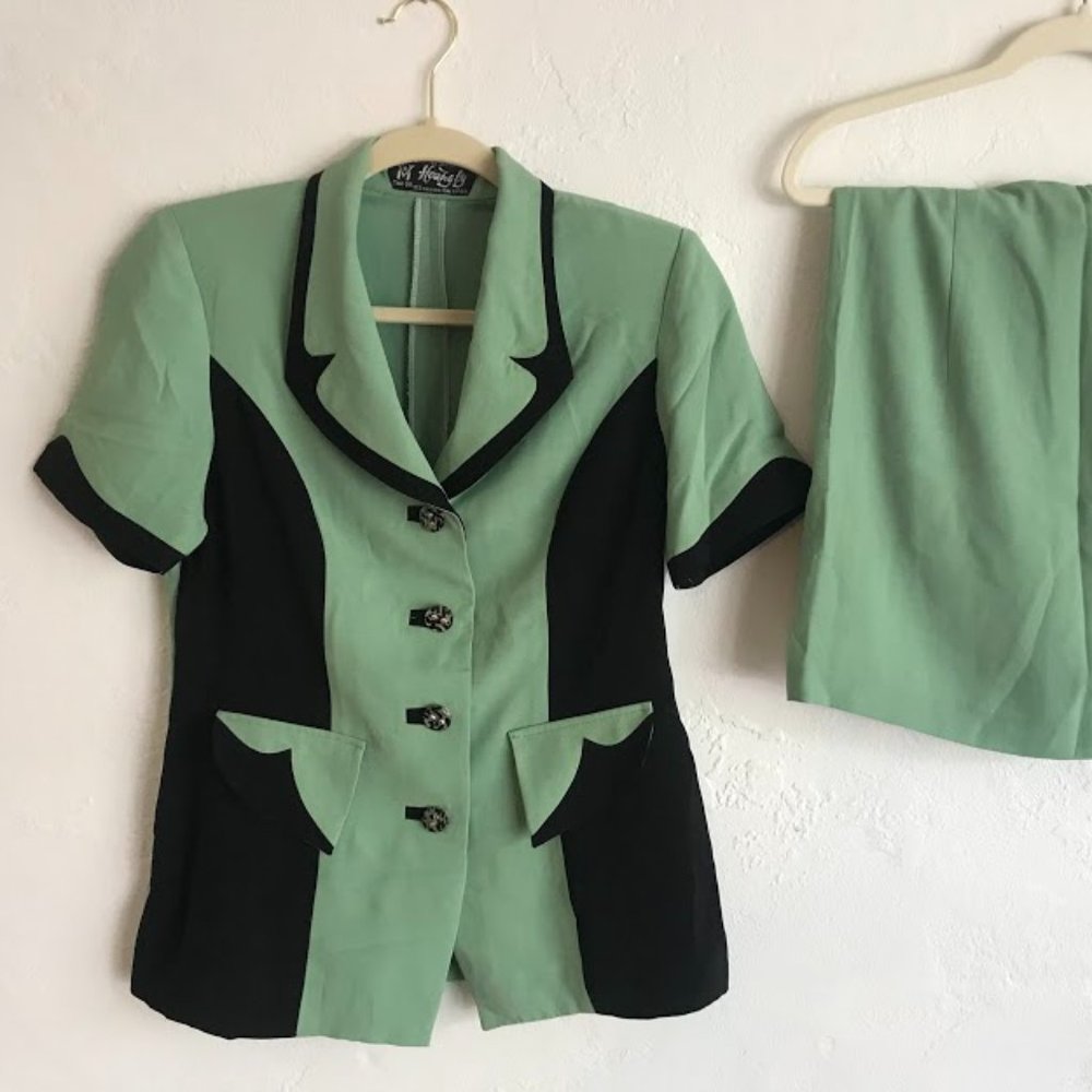 M Huangley Hand Tailored 2-Piece Set Size S